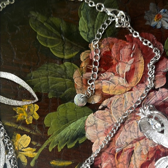 Silver Leaf Necklaces and clip-on earrings Set- Vintage Sarah Coventry - Picture 6 of 11